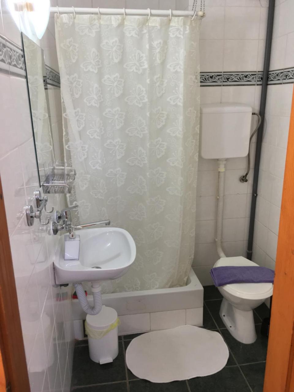 Apartment Escape Novi Sad Esterno foto